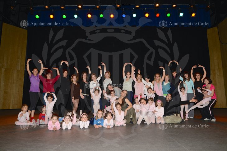 Dia Internacional Danza. Danzando en Familia